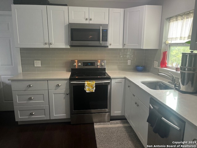 Listing photo id 23 for 1809 10th W