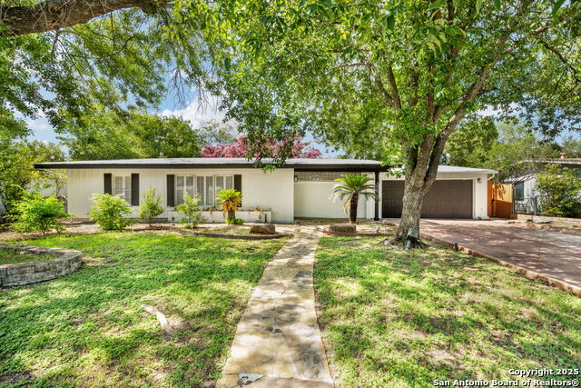 Image 2 of 27 For 2810 Bent Bow Dr