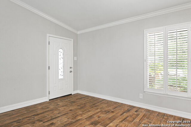 Image 4 of 27 For 2810 Bent Bow Dr