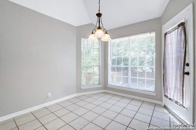 Image 11 of 25 For 8422 Blackcastle Dr