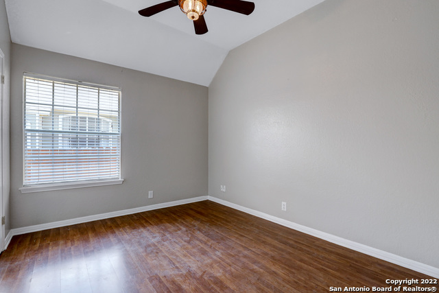 Image 19 of 25 For 8422 Blackcastle Dr