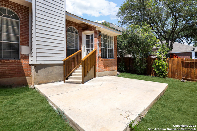 Image 22 of 25 For 8422 Blackcastle Dr
