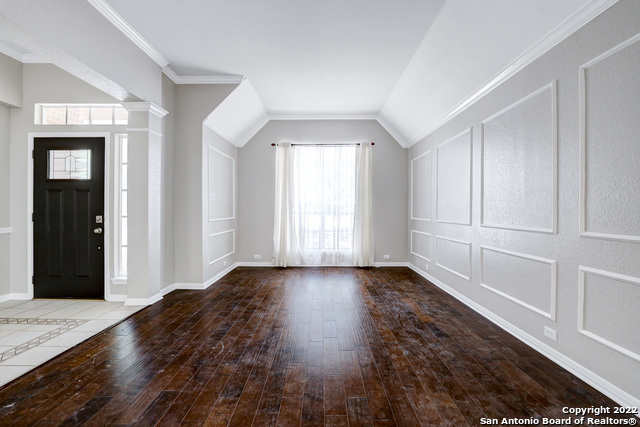 Image 5 of 25 For 8422 Blackcastle Dr