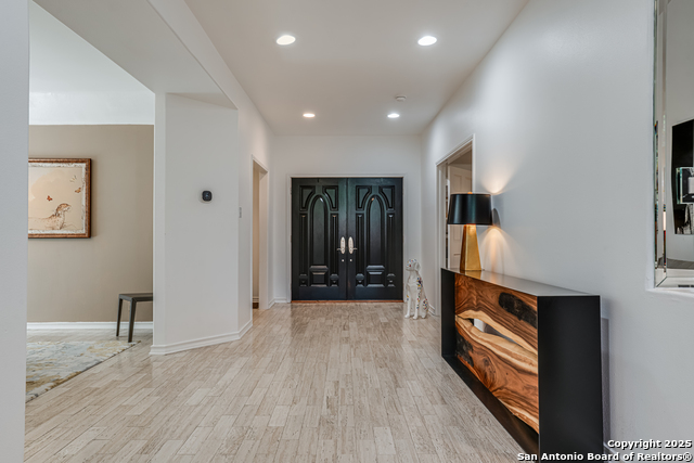 Image 4 of 45 For 6 Villa Jardin  6