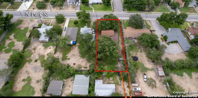 Listing photo id 15 for 758 High N 
