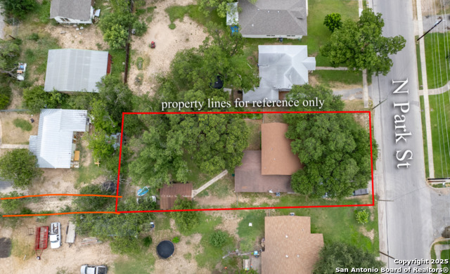 Listing photo id 17 for 758 High N 