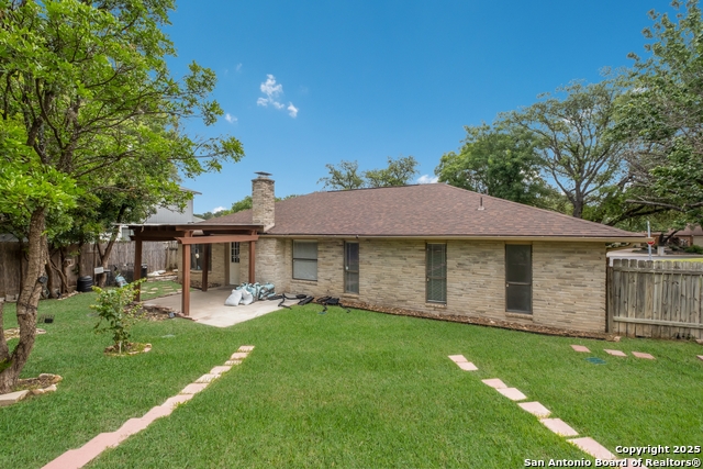 Image 20 of 22 For 14304 Parkhurst