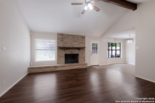 Image 3 of 22 For 14304 Parkhurst