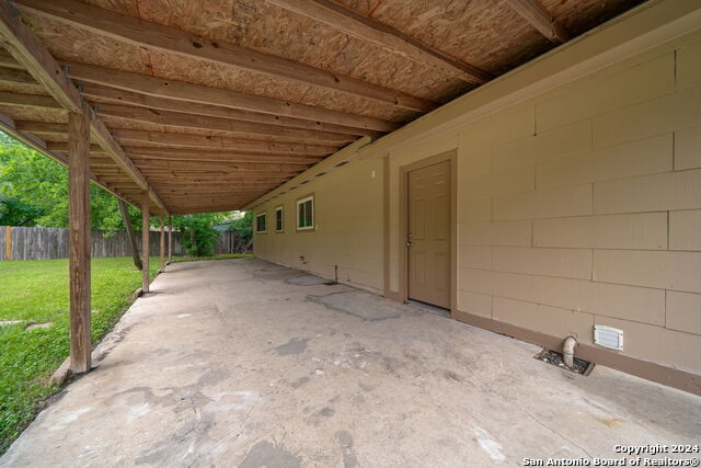 Image 22 of 25 For 249 Park Ln  