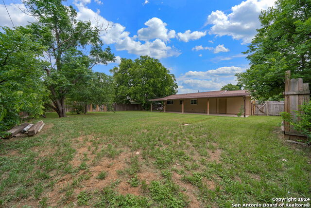 Image 23 of 25 For 249 Park Ln  