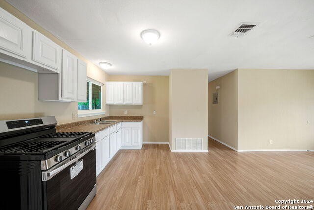Image 9 of 25 For 249 Park Ln  