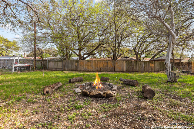 Listing photo id 27 for 6110 War Bonnet