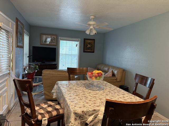 Listing photo id 0 for 406 Ward  