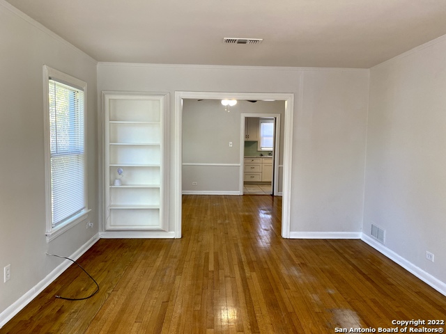 Image 4 of 16 For 223 Shadwell Dr