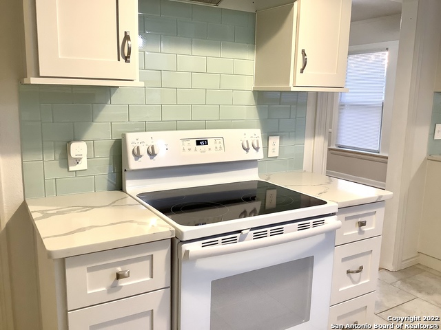 Image 5 of 16 For 223 Shadwell Dr