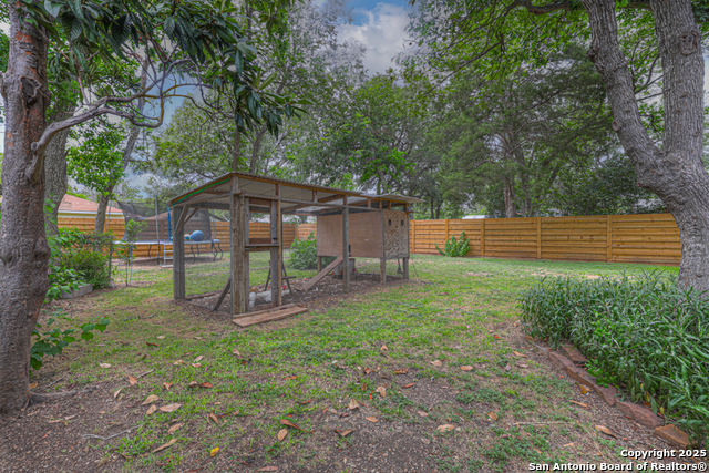 Image 22 of 30 For 238 Short Avenue