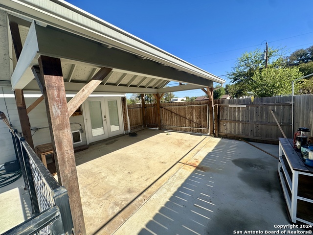 Image 14 of 15 For 2029 Blueridge Dr
