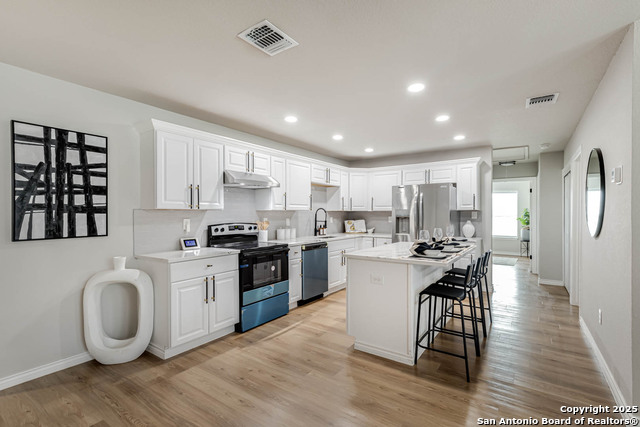 Image 12 of 27 For 1503 Arroya Vista