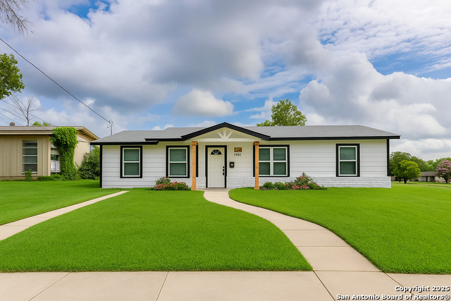 Image 2 of 27 For 1503 Arroya Vista