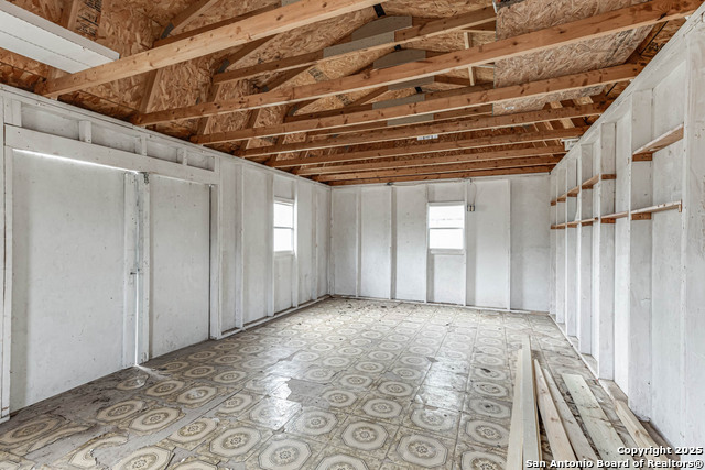 Image 25 of 27 For 1503 Arroya Vista