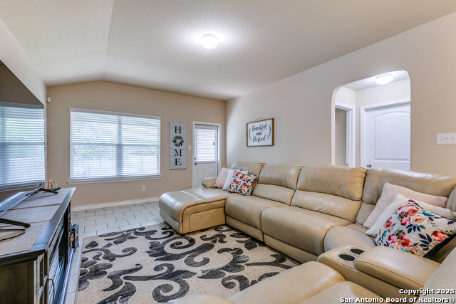 Image 5 of 25 For 4122 Salado  