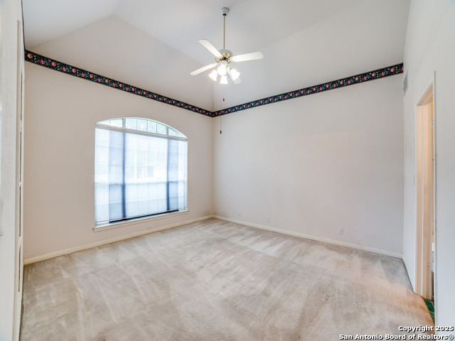 Listing photo id 11 for 8627 Waldon Heights