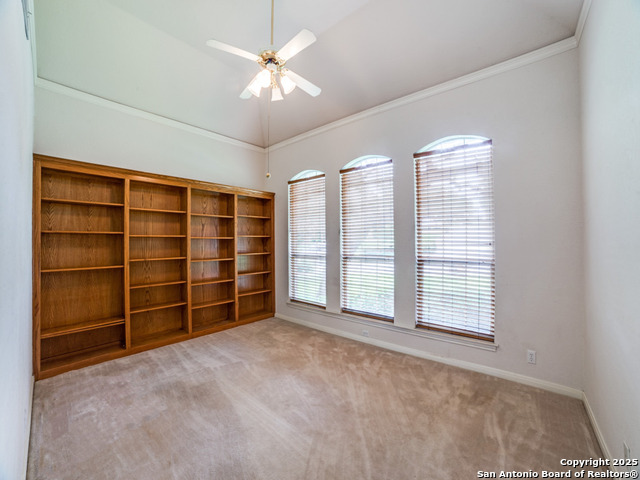 Listing photo id 13 for 8627 Waldon Heights