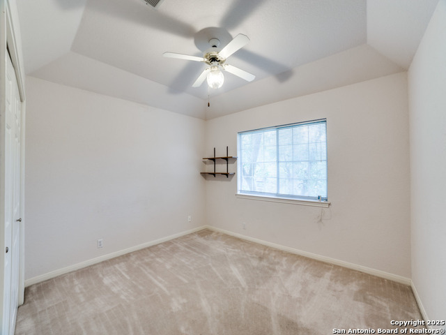 Listing photo id 16 for 8627 Waldon Heights
