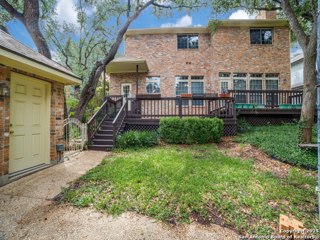 Listing photo id 22 for 8627 Waldon Heights