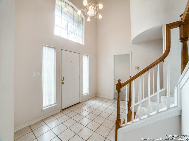 Listing photo id 2 for 8627 Waldon Heights