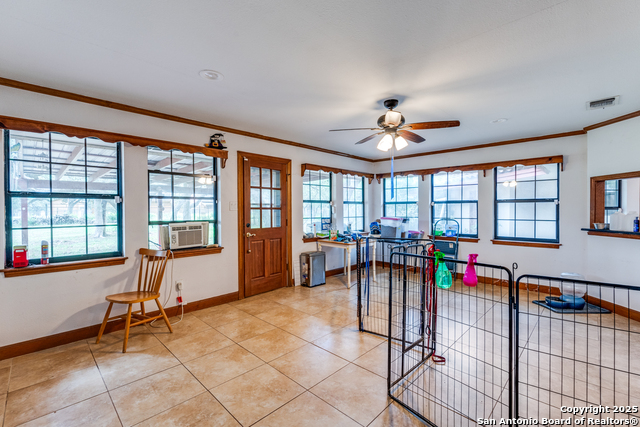 Image 20 of 28 For 8470 Park Lane Dr