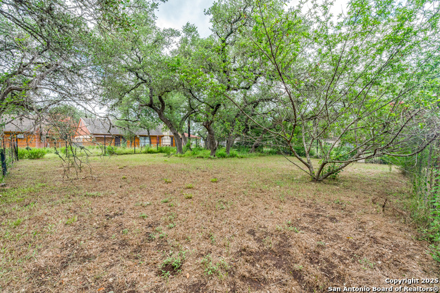Image 26 of 28 For 8470 Park Lane Dr