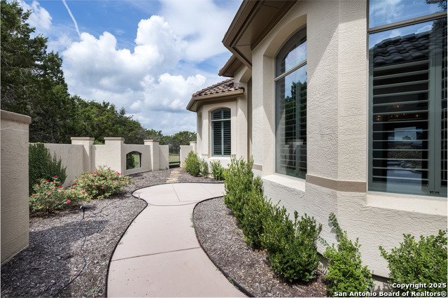 Image 22 of 59 For 229 Greystone