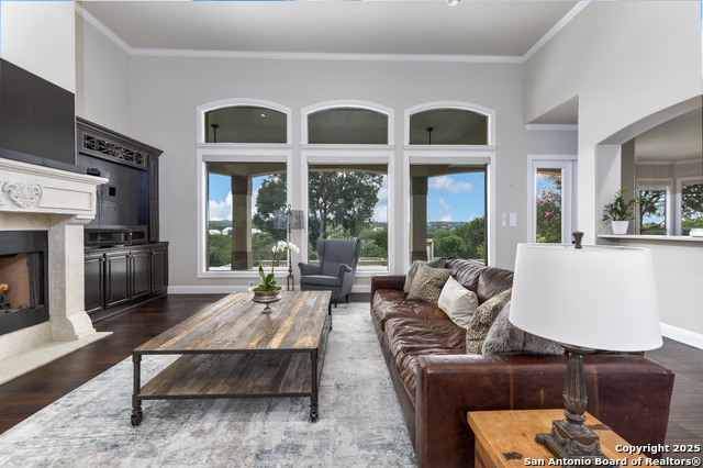 Image 27 of 59 For 229 Greystone