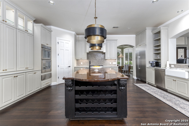 Image 37 of 59 For 229 Greystone