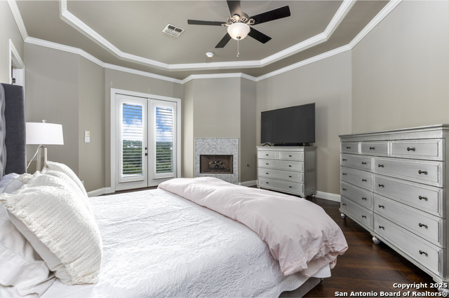 Image 42 of 59 For 229 Greystone