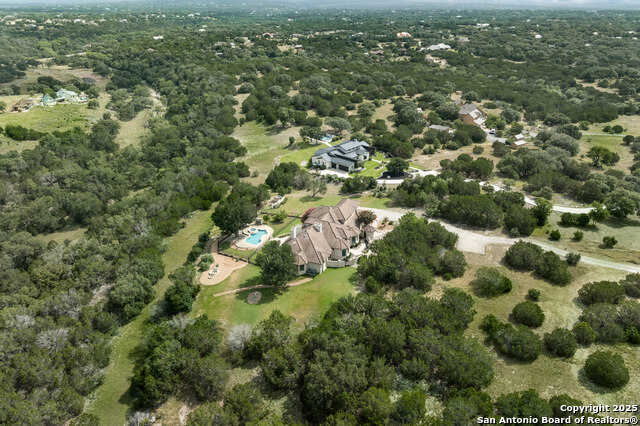 Image 9 of 59 For 229 Greystone