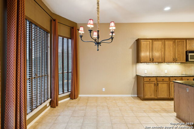 Image 14 of 46 For 2504 Woodbridge Way