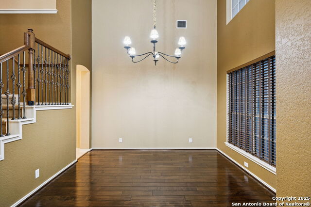 Image 5 of 46 For 2504 Woodbridge Way
