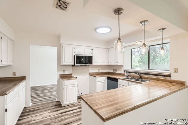 Image 10 of 27 For 7509 Sidbury Cir