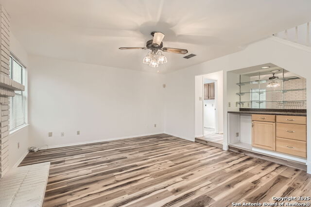Image 14 of 27 For 7509 Sidbury Cir