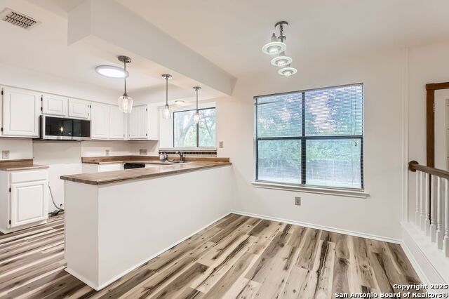 Image 6 of 27 For 7509 Sidbury Cir