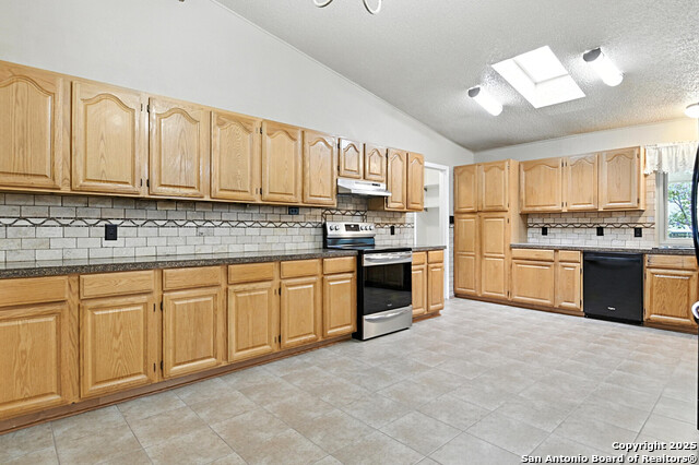 Image 10 of 26 For 5867 Oak Run