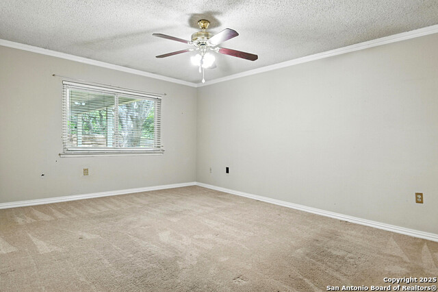 Image 15 of 26 For 5867 Oak Run