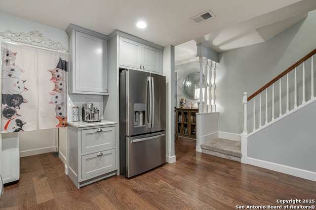 Image 8 of 37 For 8919 Wickfield