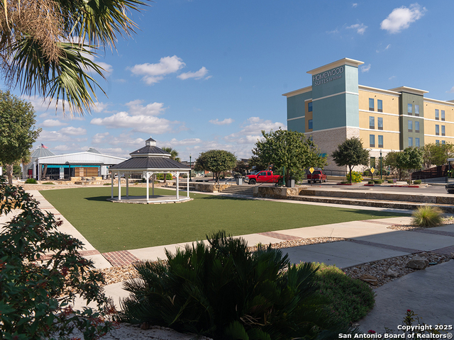 Image 24 of 26 For 630 Central Parkway  1211