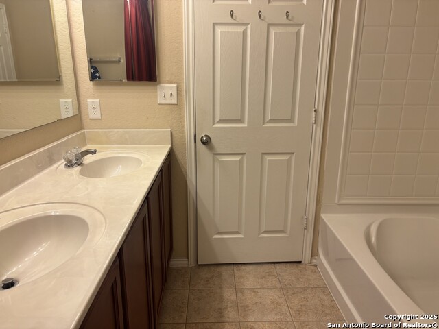 Image 9 of 17 For 9511 Madison Crk