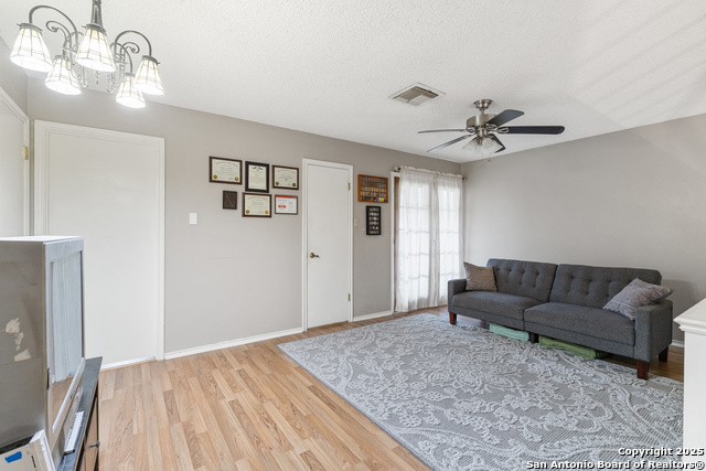 Image 19 of 28 For 7111 Ranch Hill