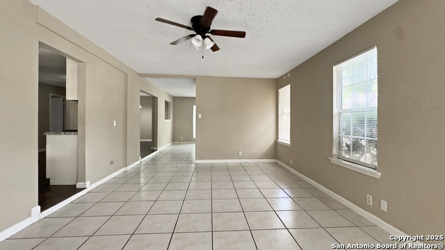 Image 7 of 18 For 6038 Sandwick