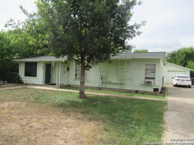Image 7 of 7 For 255 Charcliff